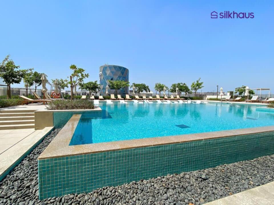 Silkhaus New 2bdr In The Collective Hills Apartment Dubai