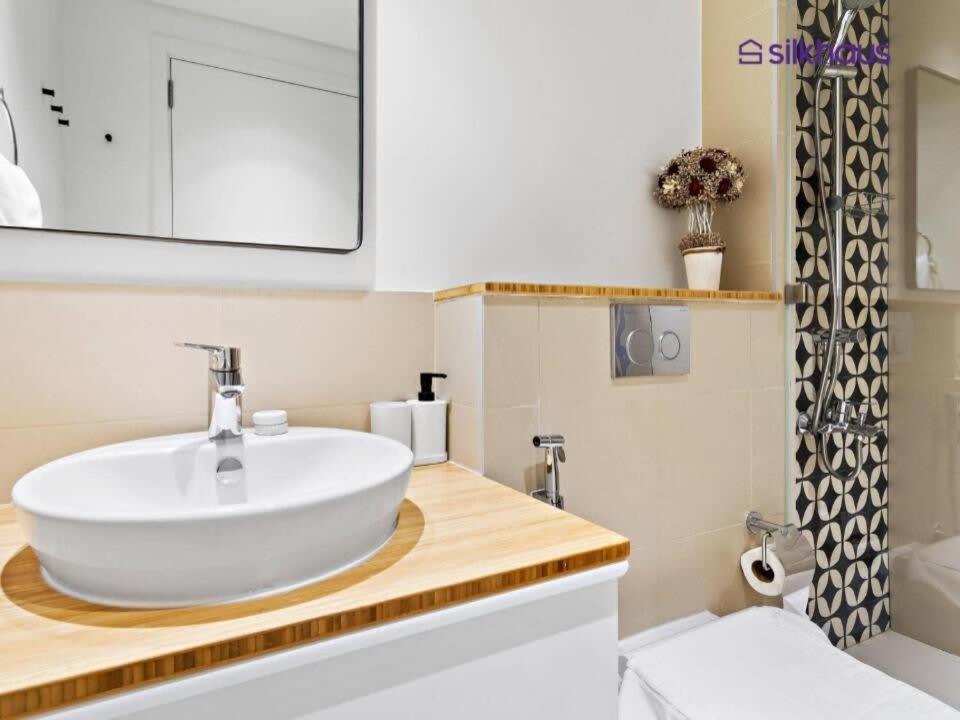 Silkhaus New 2bdr In The Collective Hills Apartment Dubai